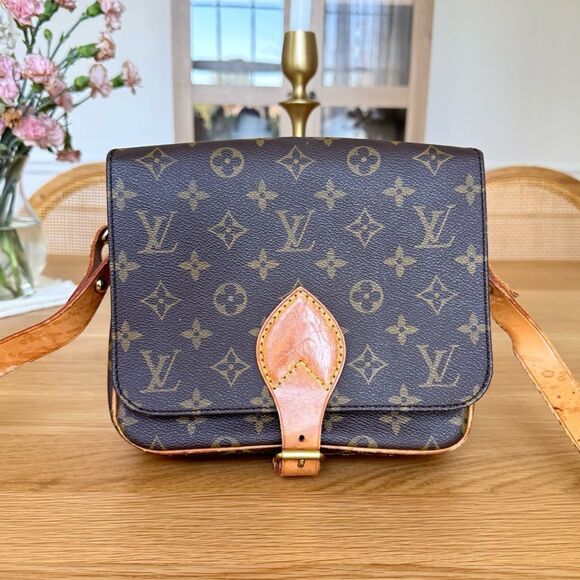 ✅AUTH✅LOUIS VUITTON CARTOUCHIERE MM CROSSBODY BAG - Picture 1 of 16